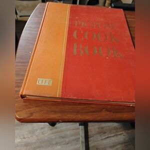 Vintage LIFE Picture Cook Book